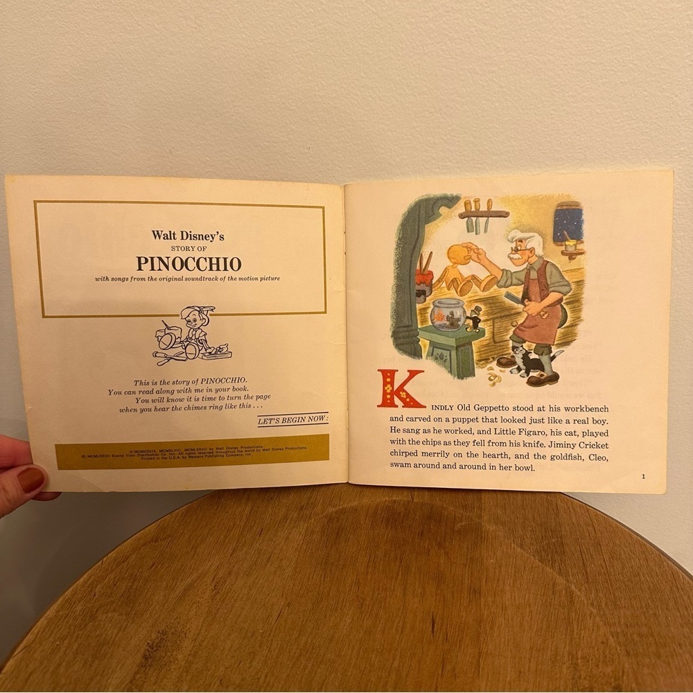 Vintage Disney Pinocchio #311 See Hear Read Record Book 33 1/3 RPM Songs Movie - Picture 4 of 16
